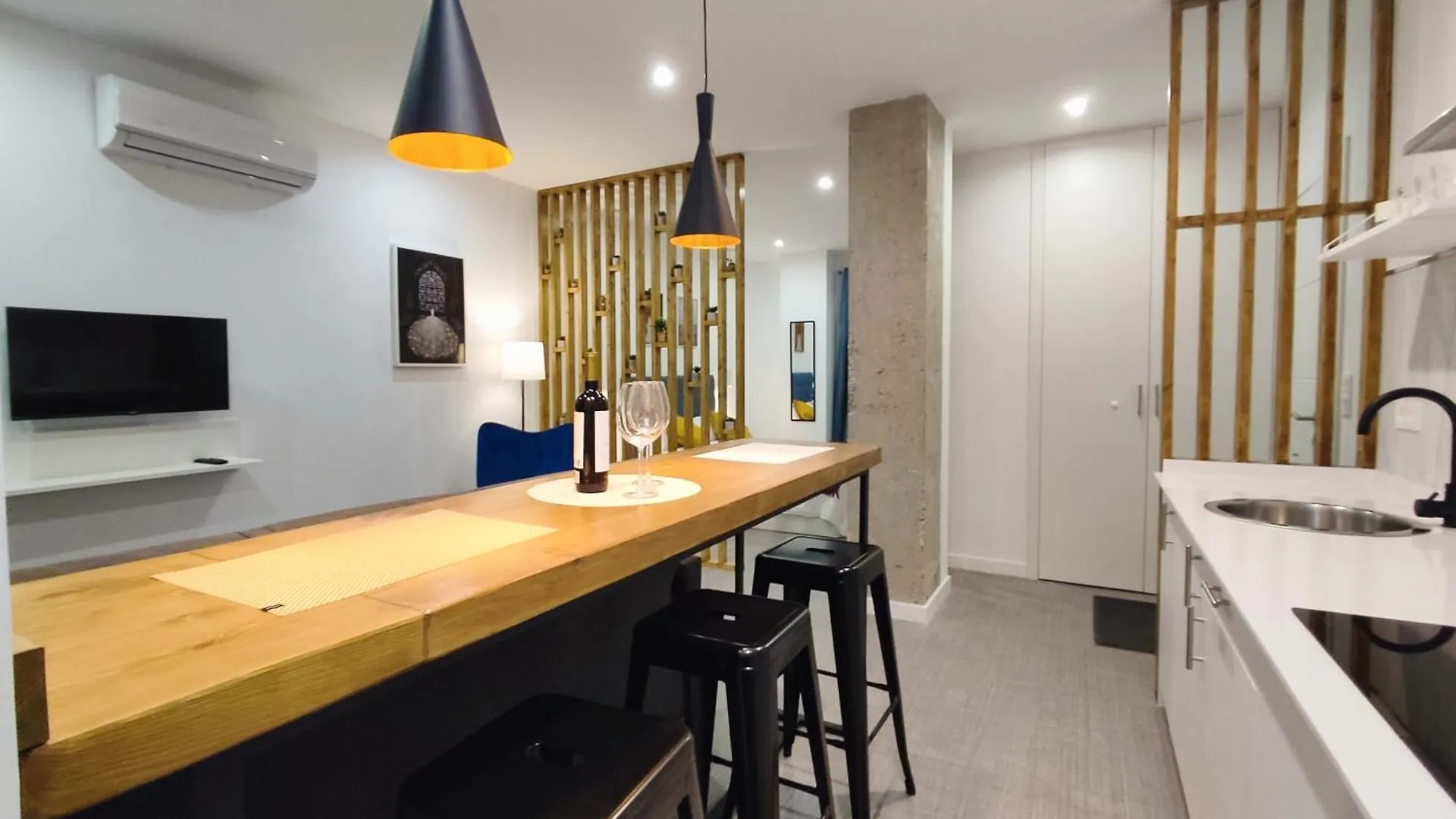 Ferola Homes contacts