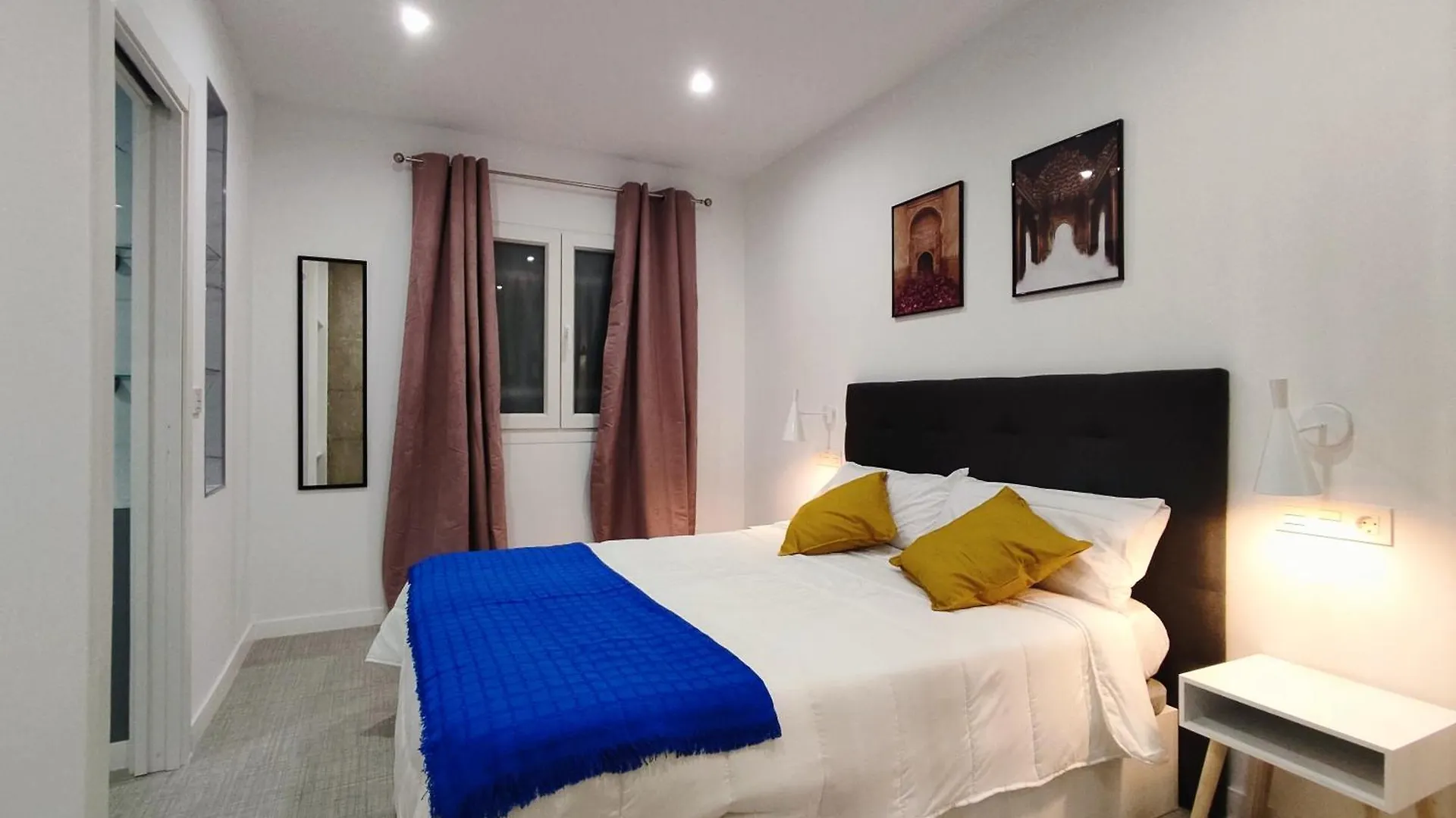 Ferola Homes Granada Apartamento
