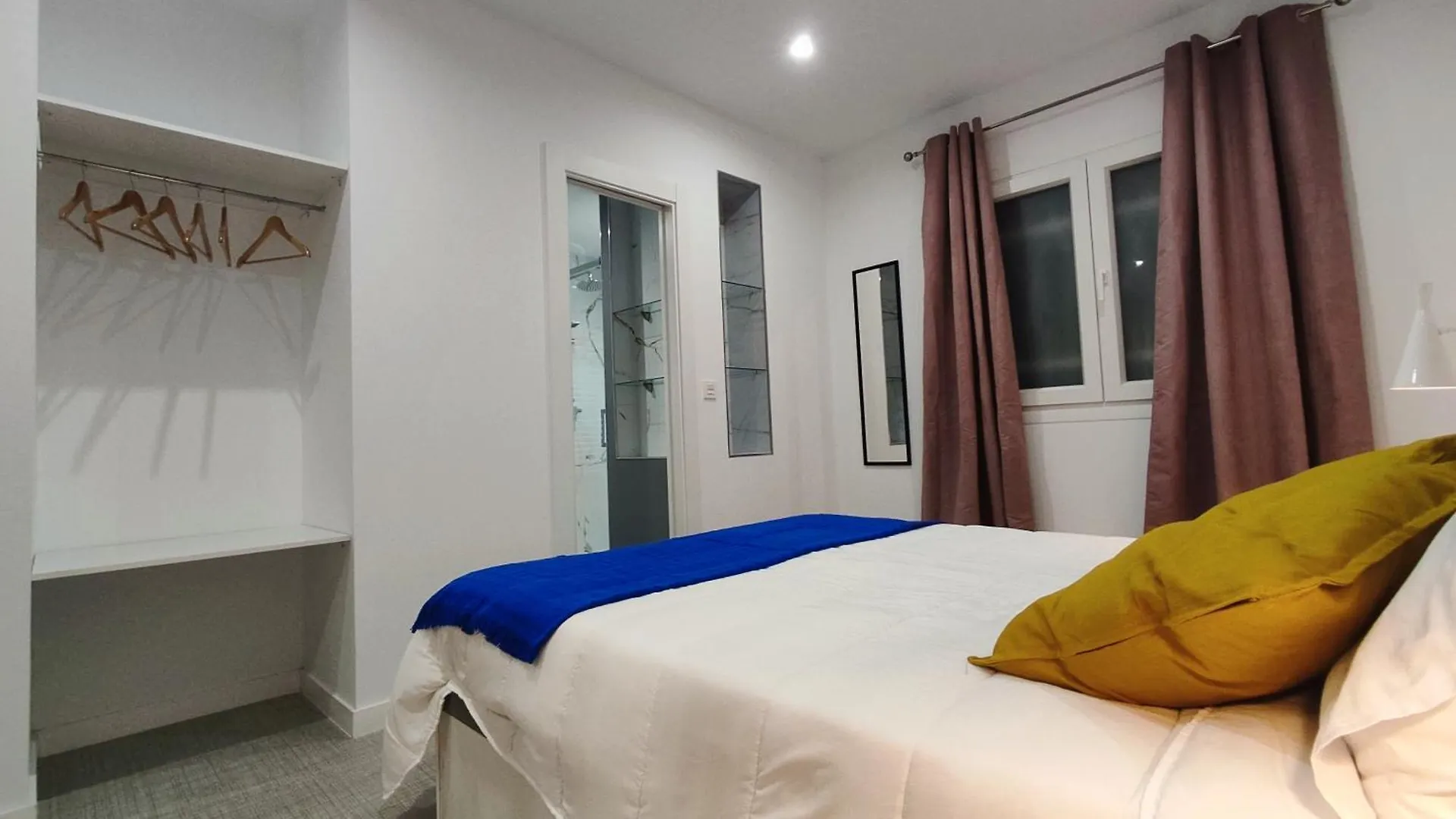 Ferola Homes Granada Apartment