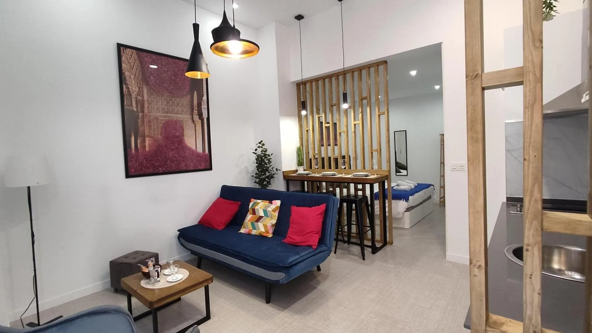 Ferola Homes Granada Apartment