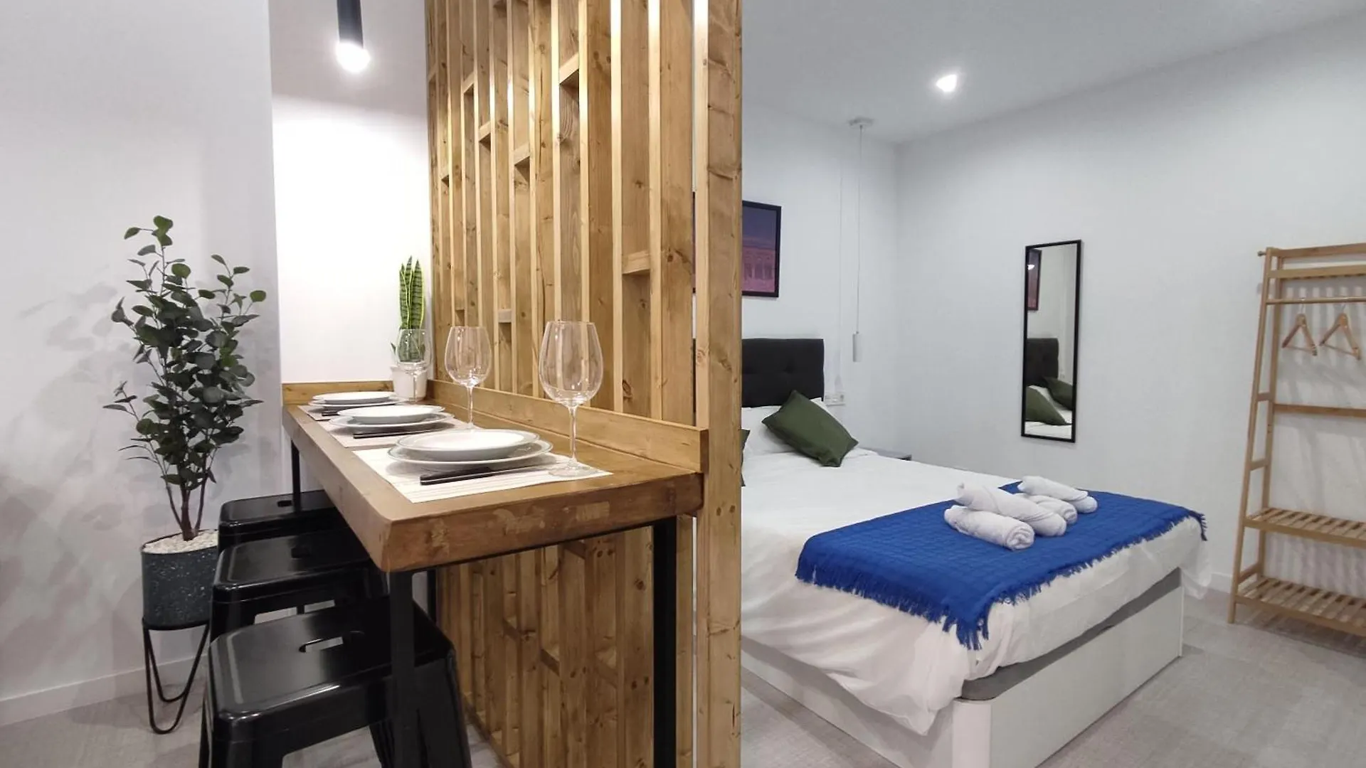 Appartamento Ferola Homes Granada Spagna
